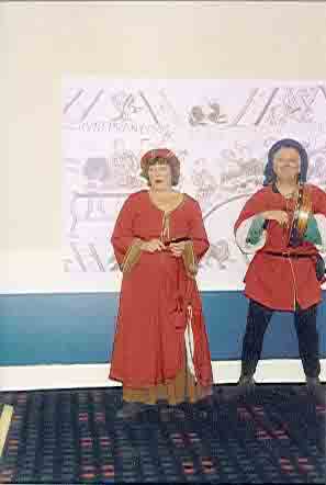 Picture of a pair of minstrels performing.